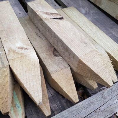Rough Sawn Timber Pointed Peg